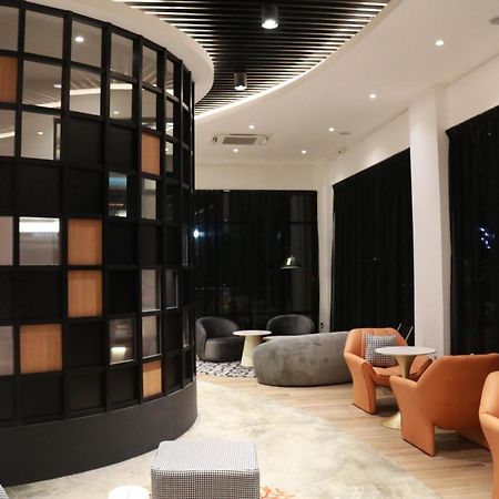 סיבו Otel Hotel Suite מראה חיצוני תמונה